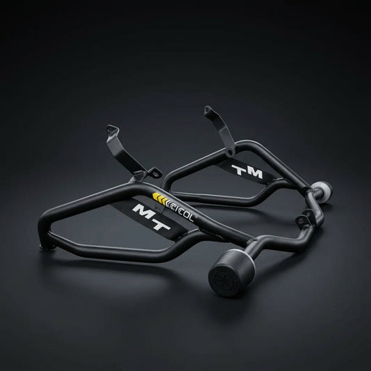 Defensa semimaciza Cicol para Yamaha MT-15 vista frontal con sliders de nylon