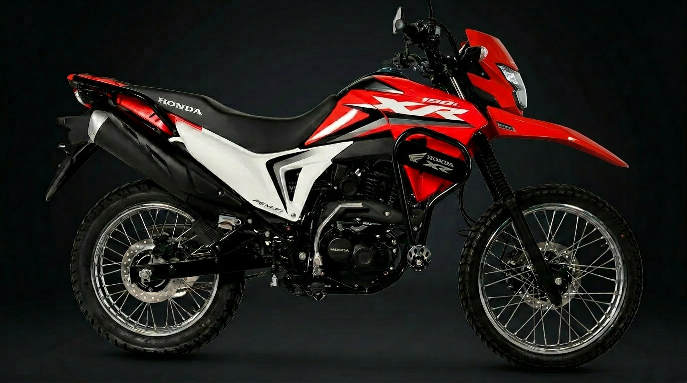 Defensa instalada en Honda XR 190L roja con farola LED - vista lateral