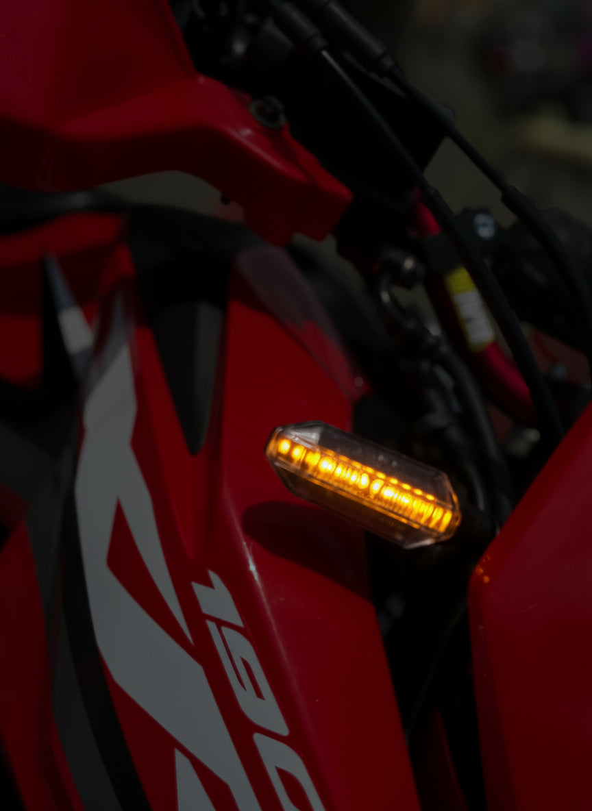 Direccional De Tornado Universal - Instalada en moto XR190