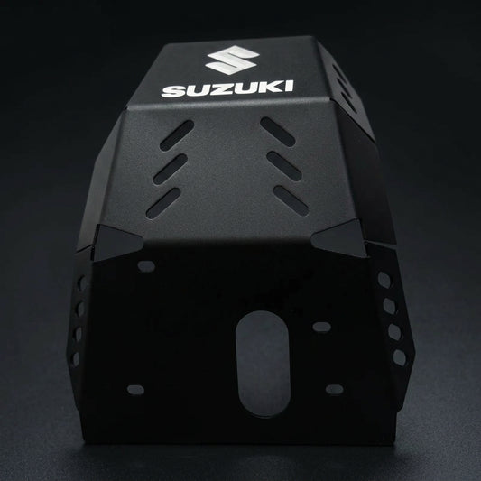 Pechera protector cubre cárter Suzuki DR150 DR160 en lámina negro mate con logo Suzuki