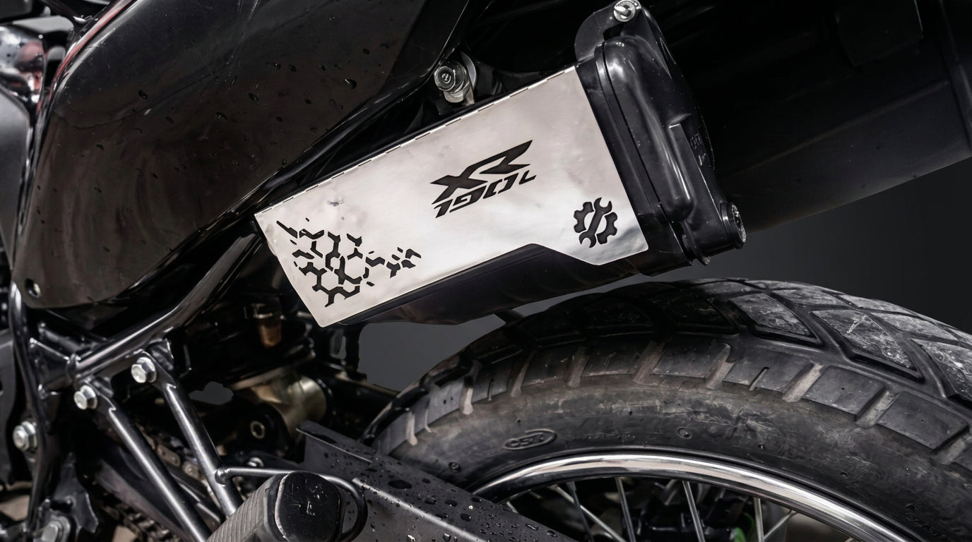 Protector caja de herramientas Honda XR190/XR150 - acero inoxidable con diseño de engranajes